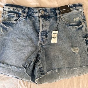 NWT Express Boyfriend Midi Mid-rise Denim Shorts